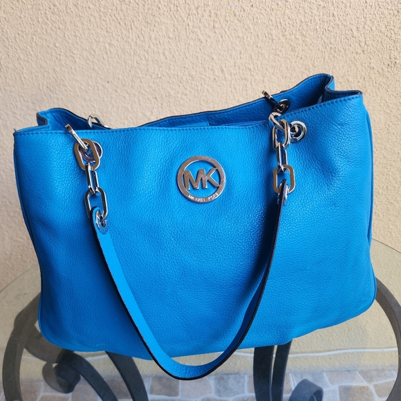 Michael Kors fulton chain summer blue shoulder bag - Picture 9 of 16